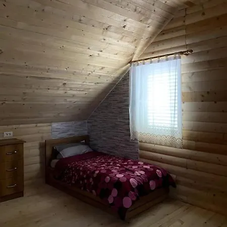 Vita Guesthouse Konukevi *