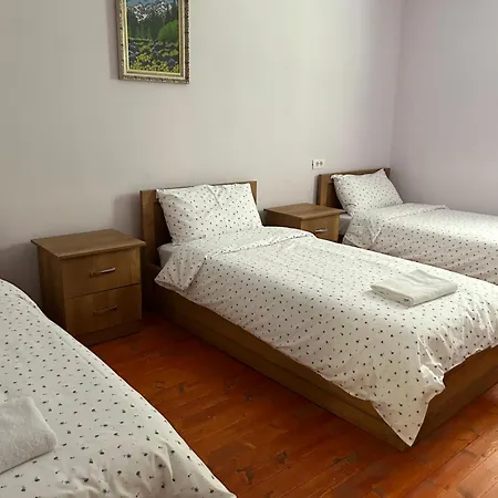 بيت ضيافة Vita Guesthouse Bajram Curri