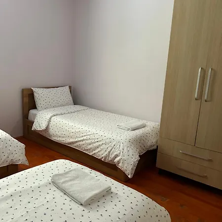 بيت ضيافة Vita Guesthouse Bajram Curri