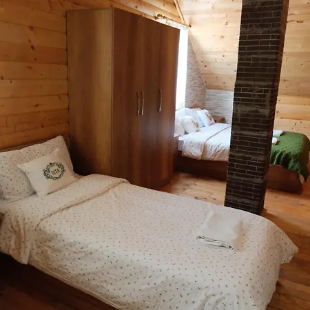 Vita Guesthouse *