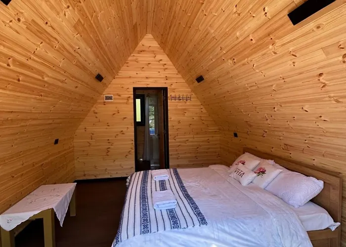 Vita Guesthouse *